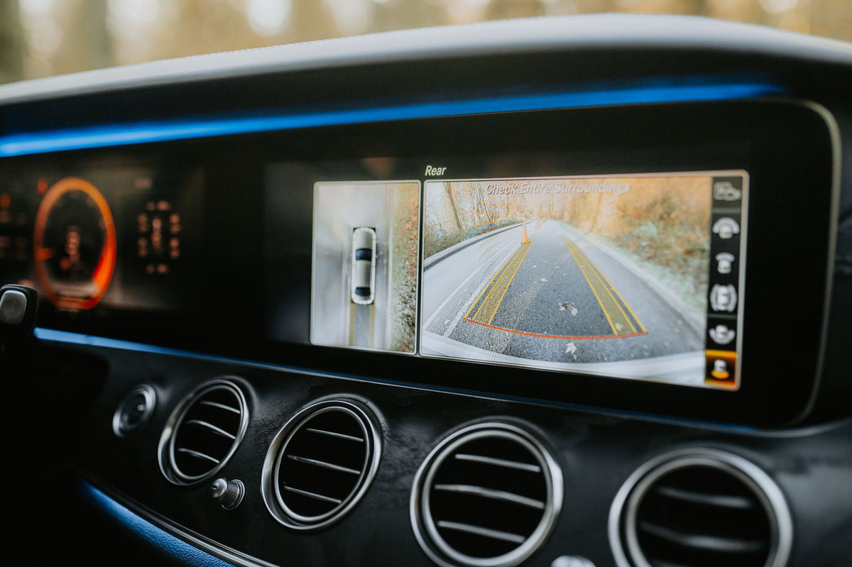 How Modern Parking Camera Systems Are Changing Everyday Driving