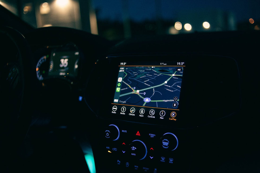 CarPlay for Night Driving: A Cleaner Way to Navigate and Listen